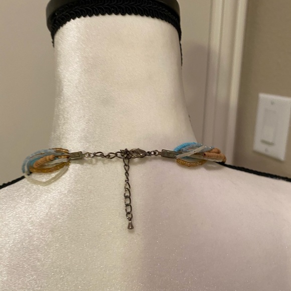 MULTI STRAND BEADED NECKLACE - Picture 5 of 5
